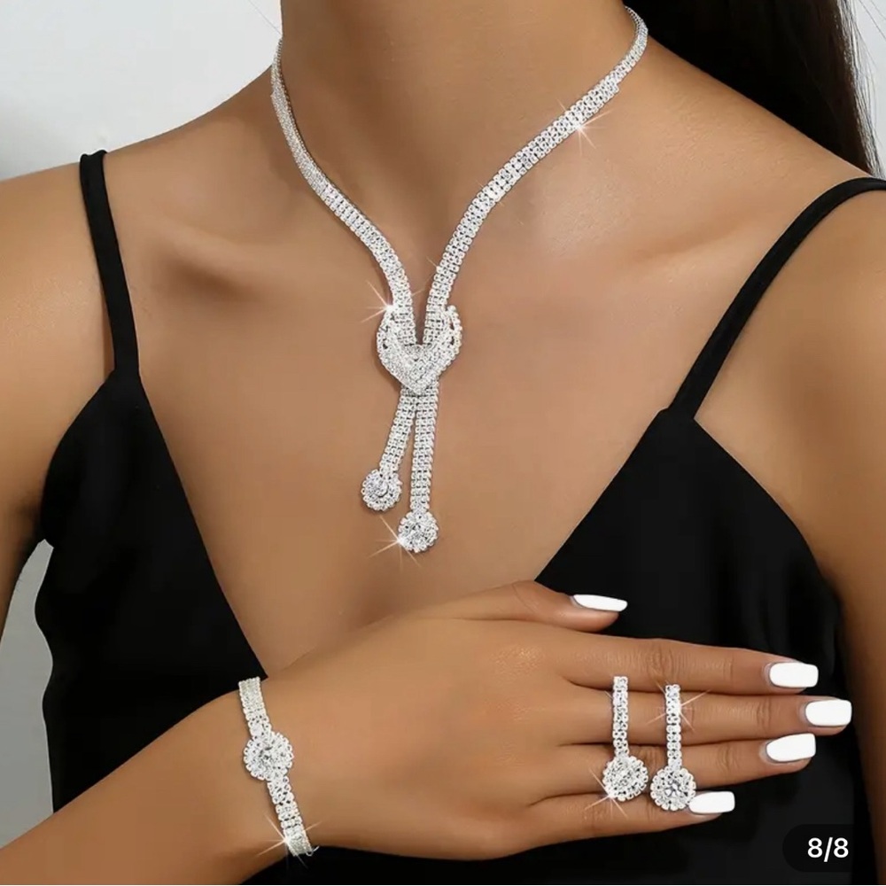 + NEW-1 Pair Of Earrings + 1 Necklace + 1 Bracelet Elegant Jewelry Set